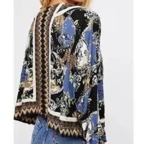 Free People Catch Me If You Can Tie Sleeve Blouse, Boho Cheetah Print, XS - Picture 13 of 16